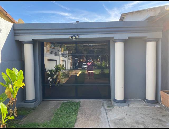 3 BEDROOM FREEHOLD FOR SALE IN COMET